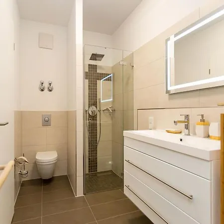 Westend App 12 הרינגסדורף